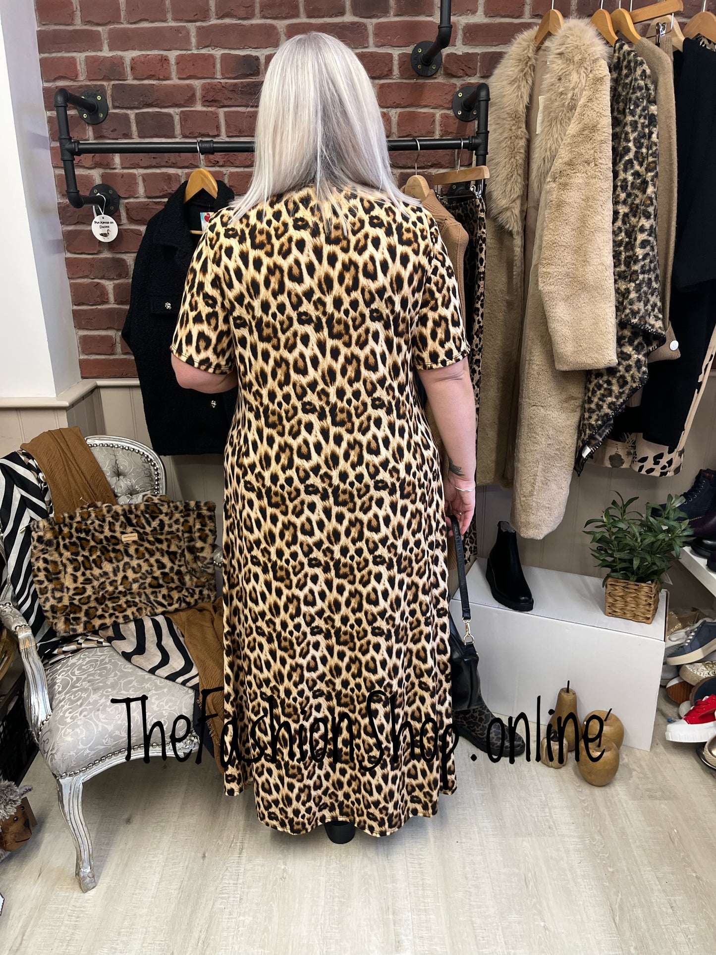 Sasha brown cheetah dress 18-24