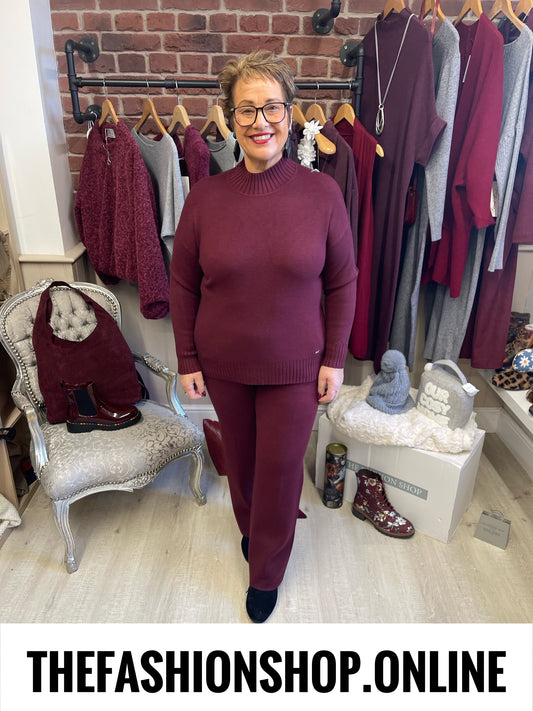 Larna wine cashmere mix co-ord 8-16