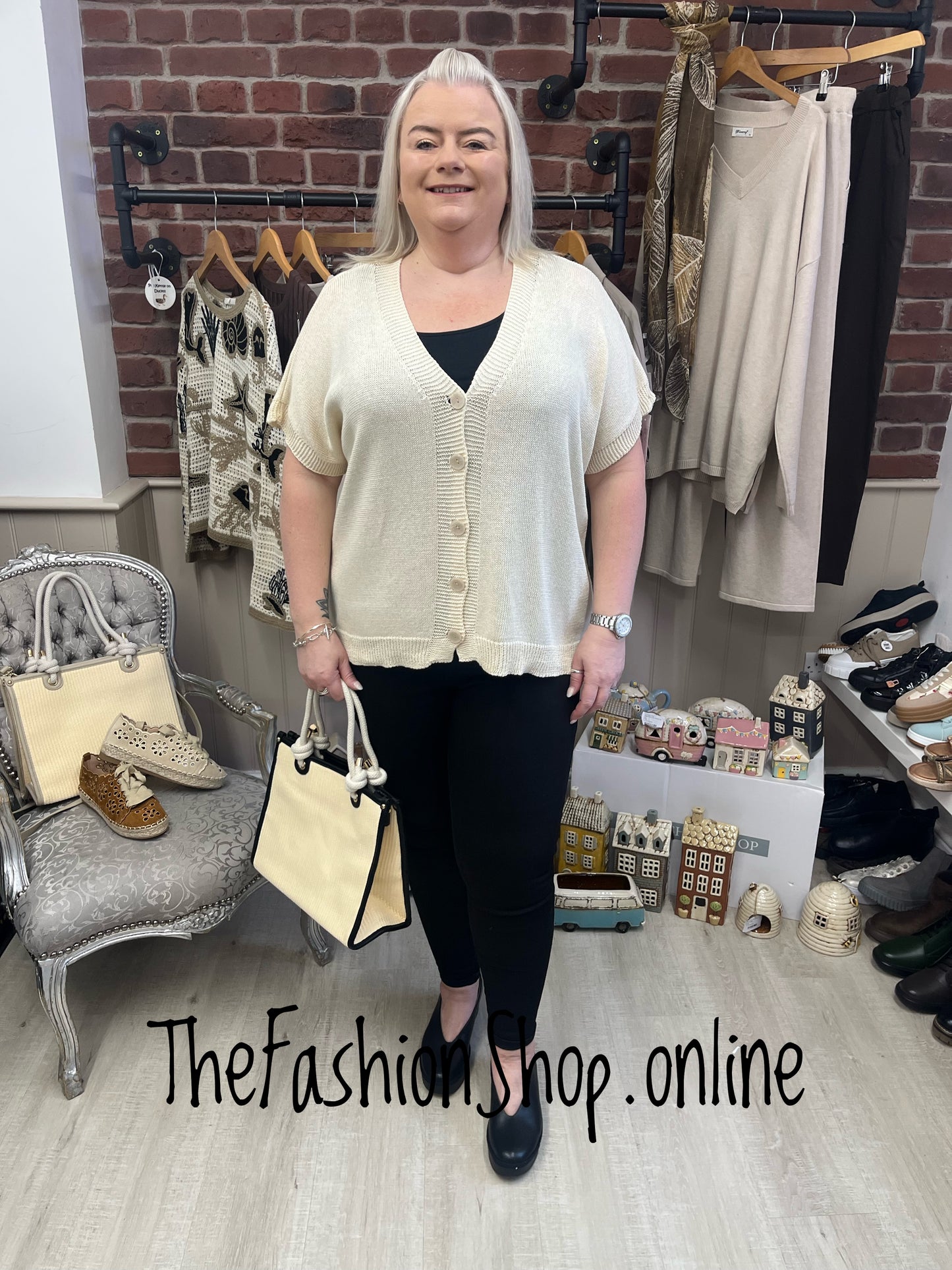 Grace cream short sleeve cardigan 16-22