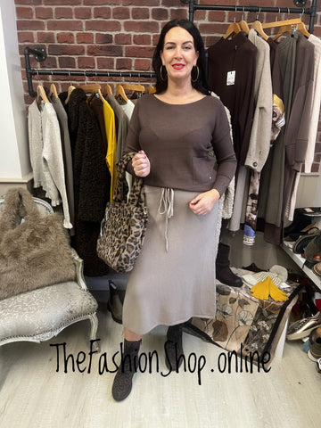 Milan Mocha Fine Ribbed Skirt 8-16