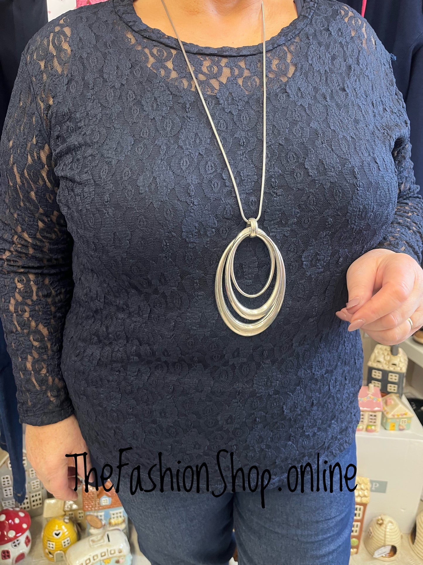 Bonnie navy long sleeve lace top 14-20