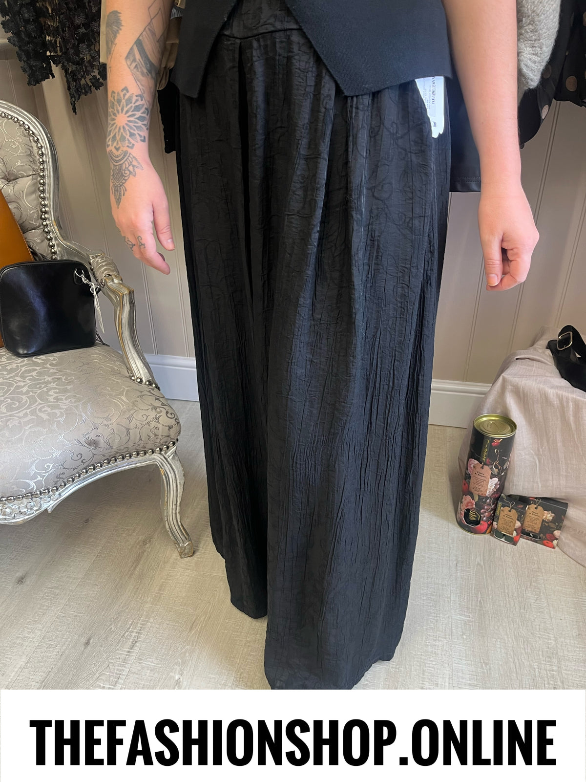Tiffany black jacquard wide leg trousers 10-16