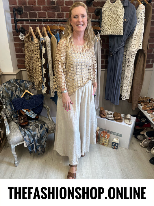 Aurora gold daisy layering top 10-18