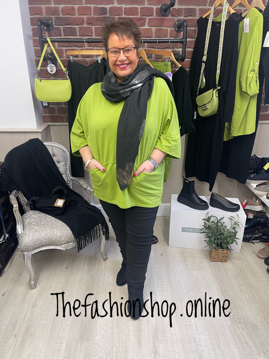 Harper green pocket top 16-22