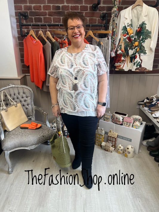 Yasmin rust leaf layered top sizes 14, 16 and 18