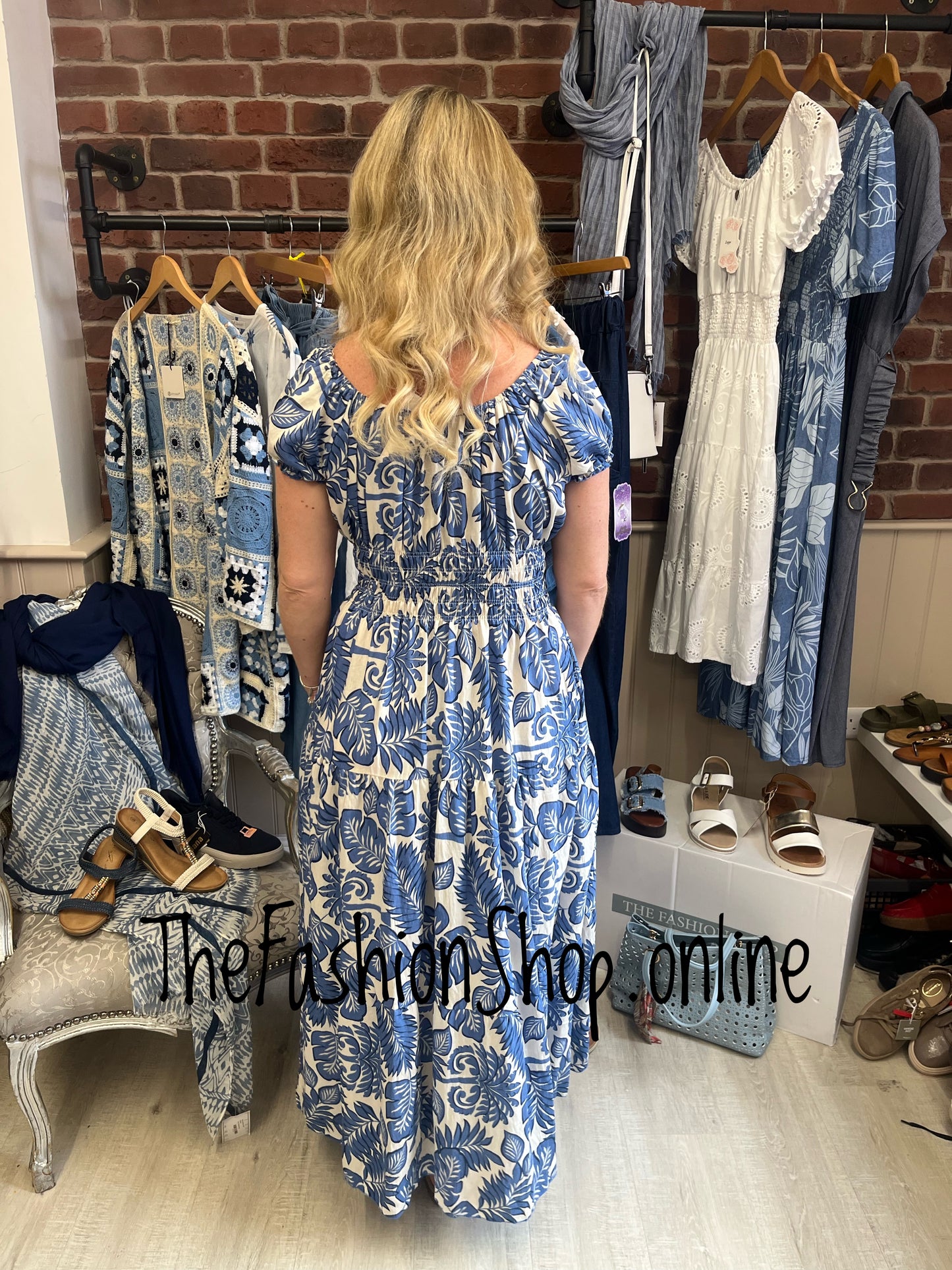 Lillie blue leaves gypsy maxi dress 8-18