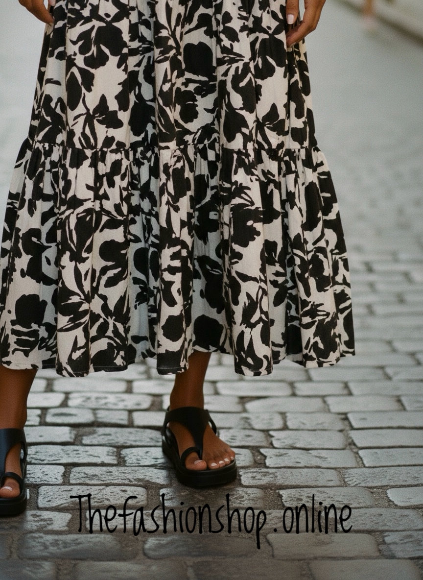 Elle Sport black toe post sandals sizes 4-8 (37-41)