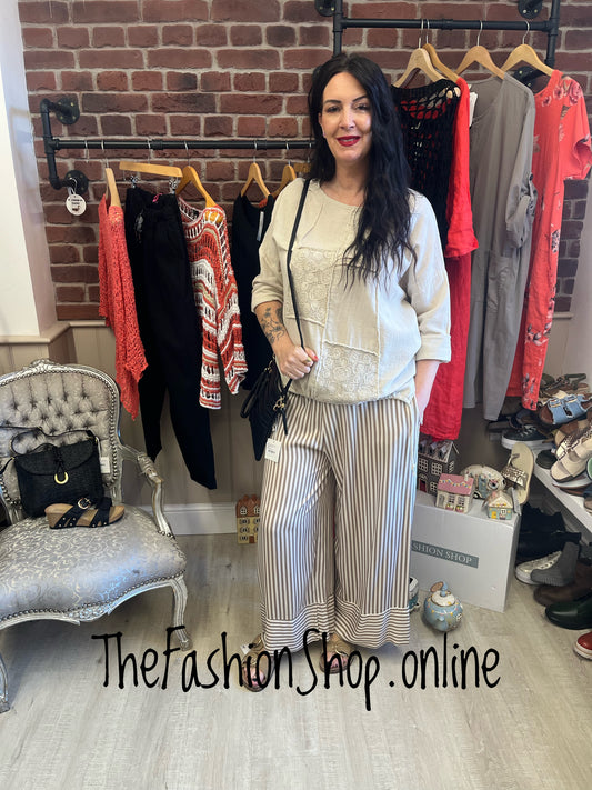 Amy beige cotton top 12-18