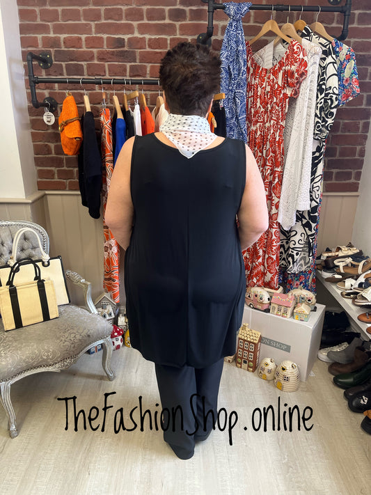 Clara black swing vest 16-24