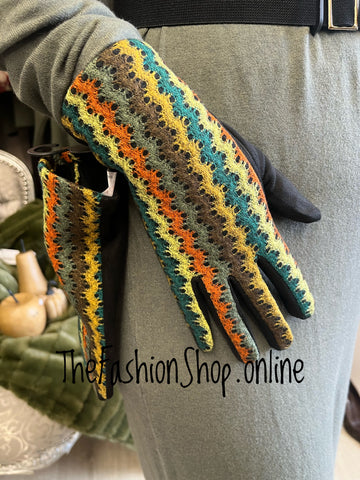 Autumn green lace look gloves