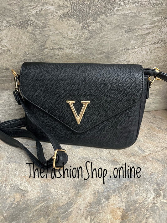 Vivian black shoulder bag