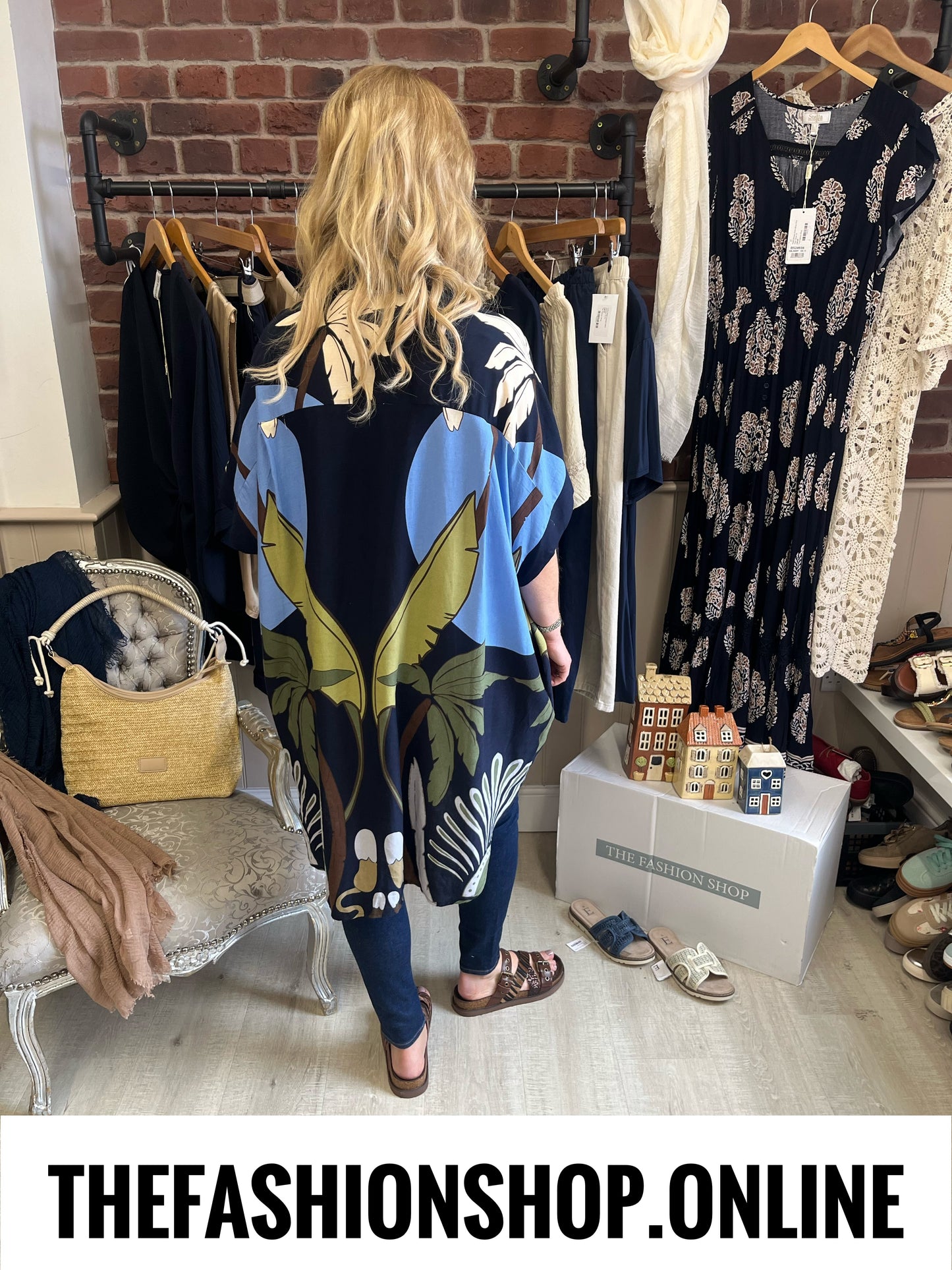 Fly Out Scenic Palm Tree Linen Mix Shirt in Navy 12-18
