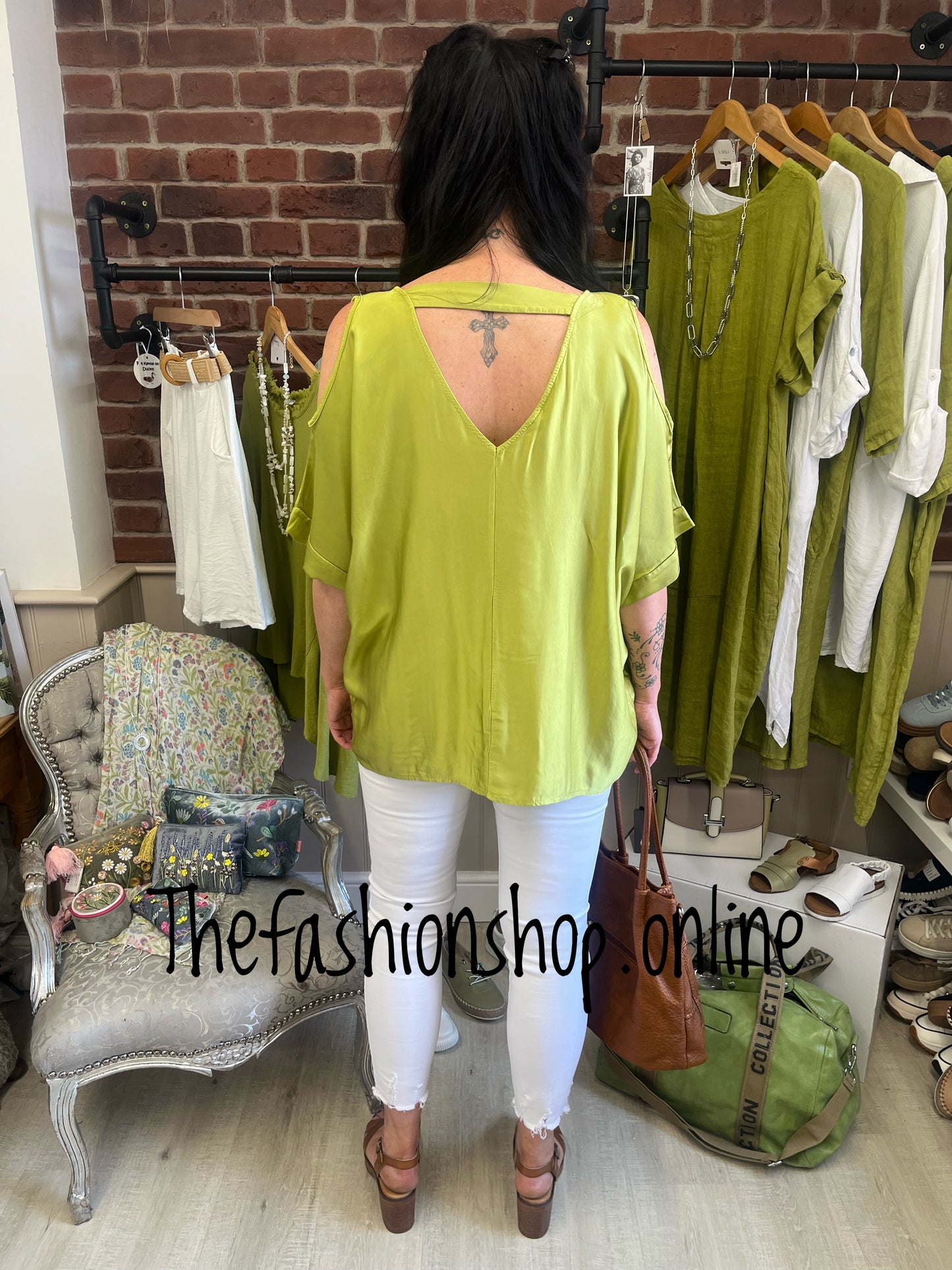 Bernice lime cold shoulder top 14-20