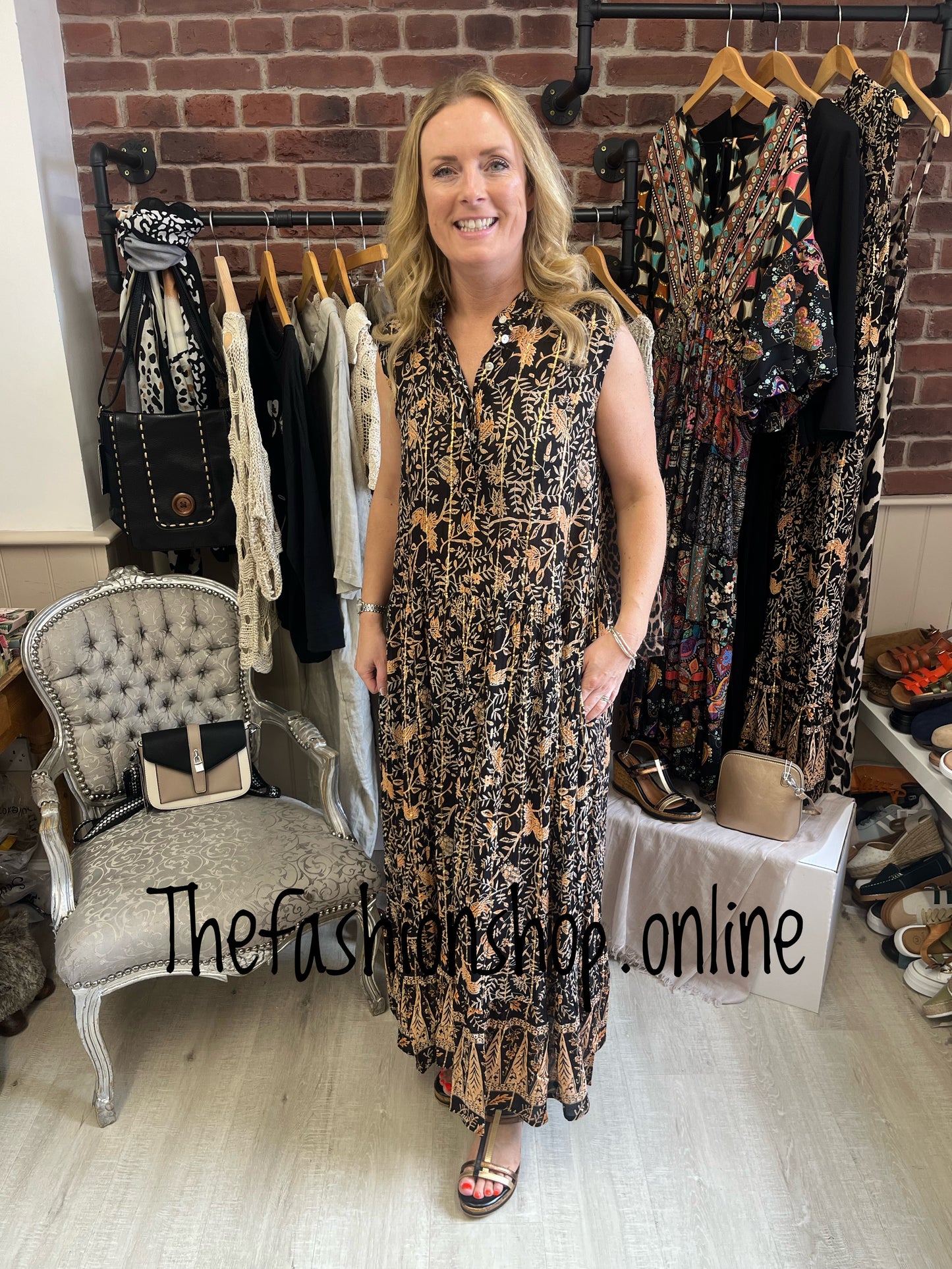 Opulent Annabelle gold and black leaf maxi dress sizes 10-12, 14-16 and 18-20