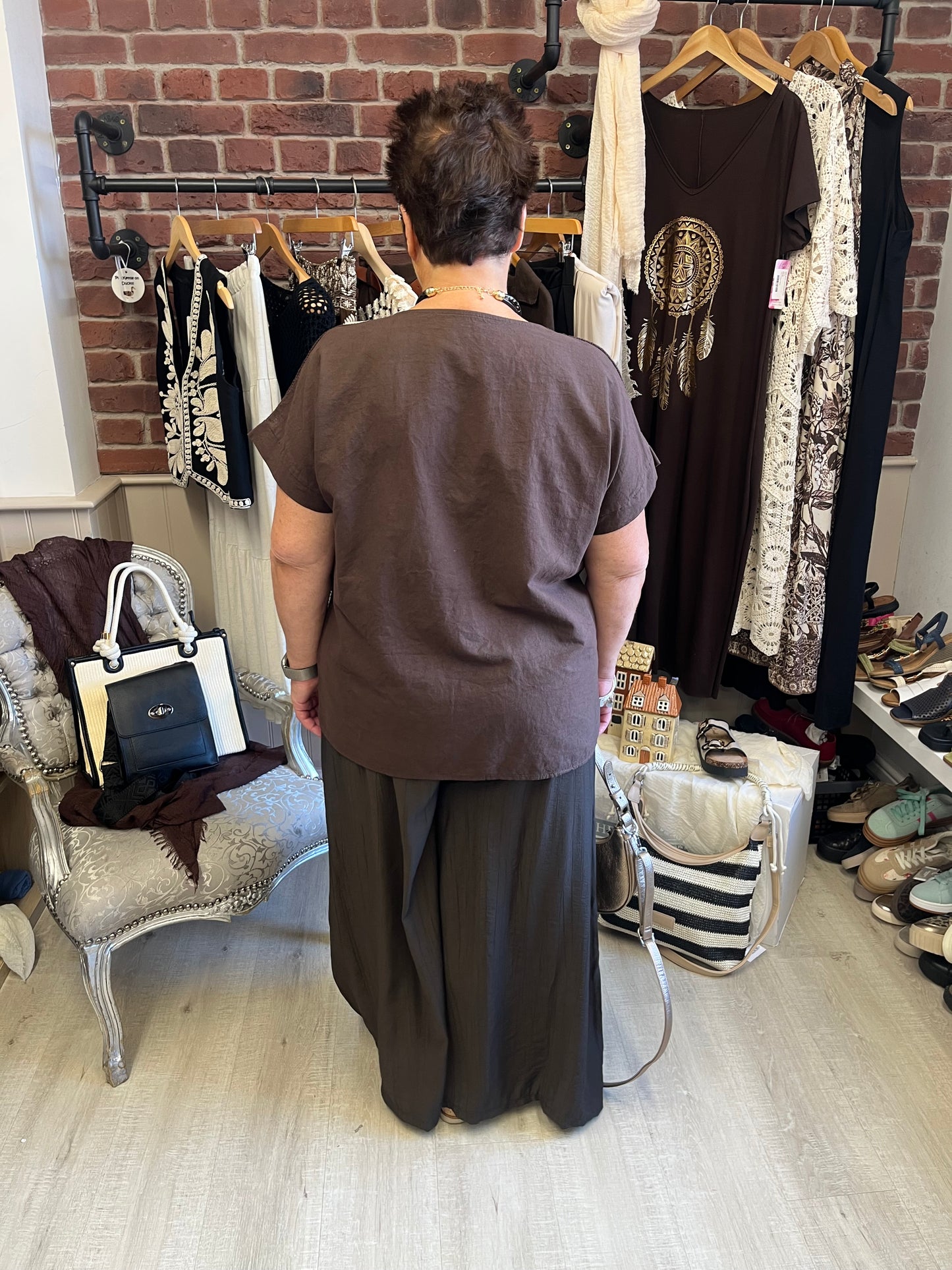 Della brown linen mix top 14-20