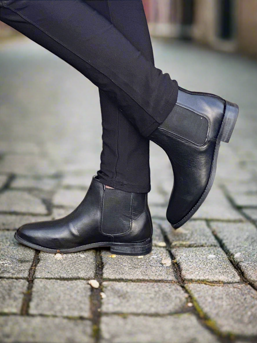 Black leather Chelsea ankle boots