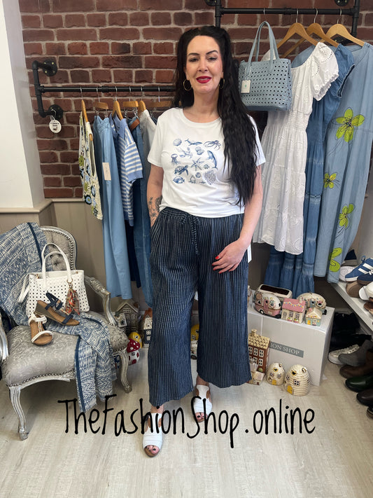 Maldives embellished sea life top sizes 10, 12 and 14