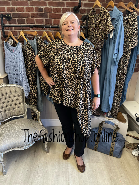Jada leopard print asymmetric hem top 18-24