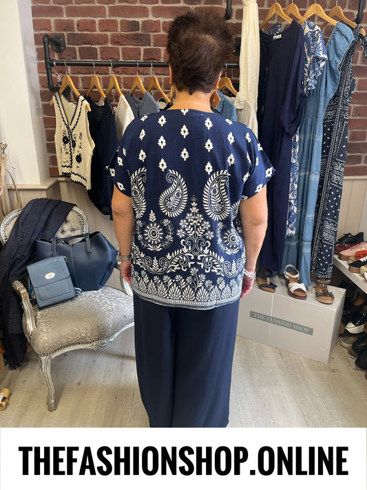 Anna navy paisley linen mix top 14-20