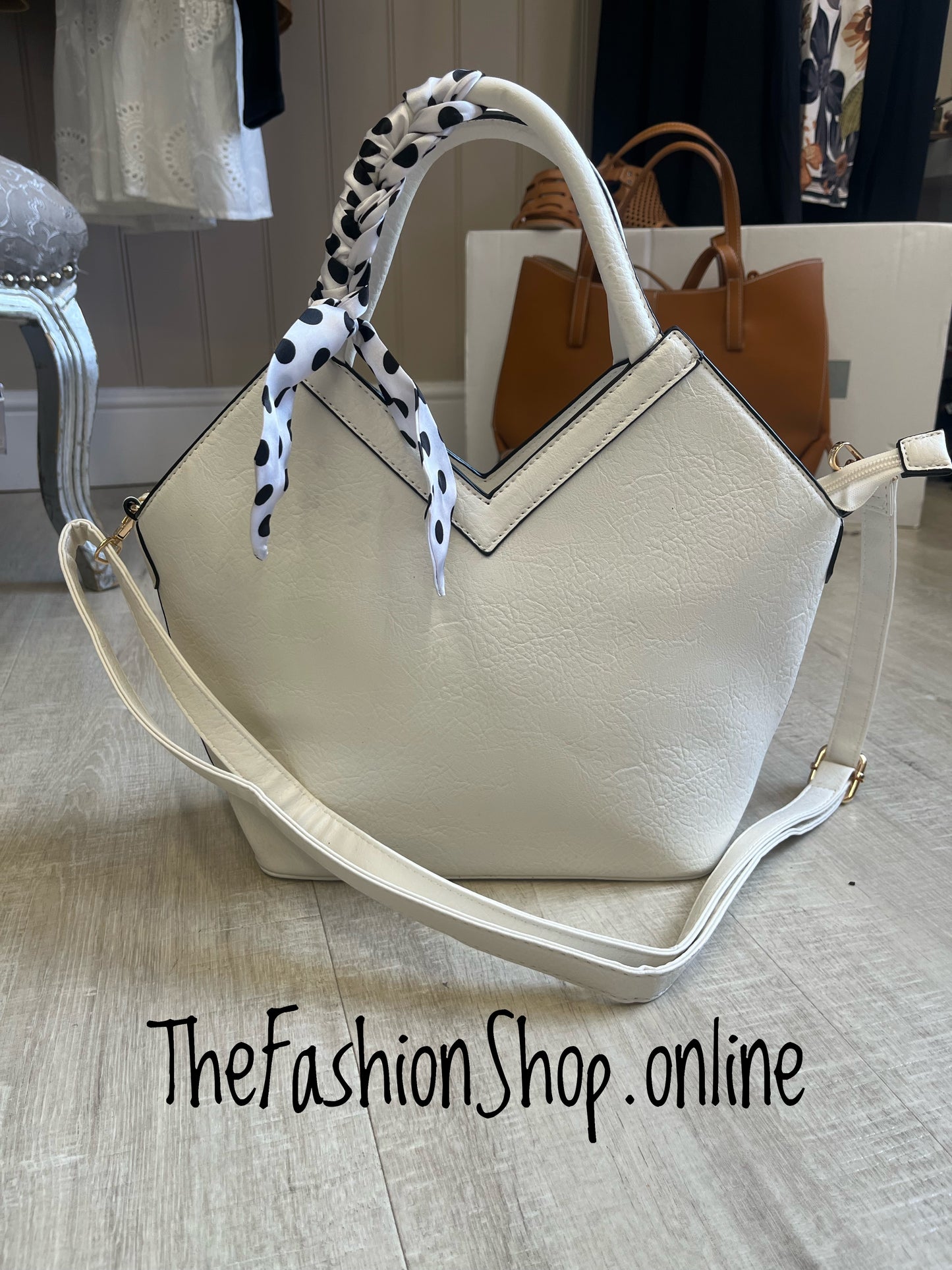 Fiona white tote bag