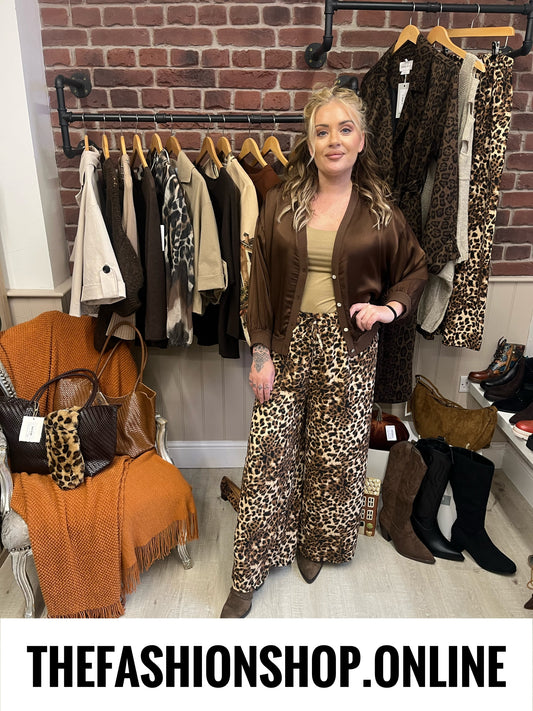 Sandy leopard print wide leg trousers 8-14