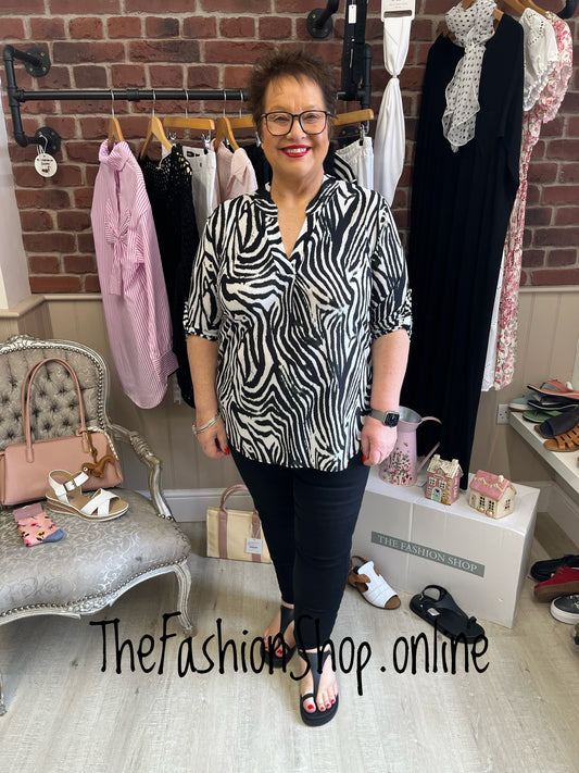 Jasmine black and white zebra print blouse 14-22