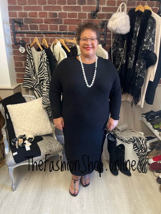 Erika black knitted dress 14-22