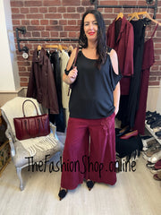 Sienna black cold shoulder top 12-18