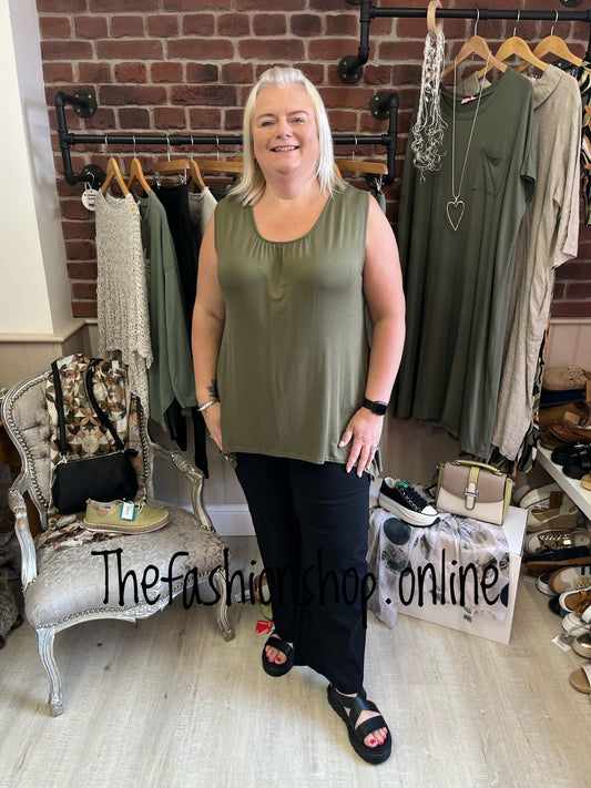 Khaki waterfall vest 14-22