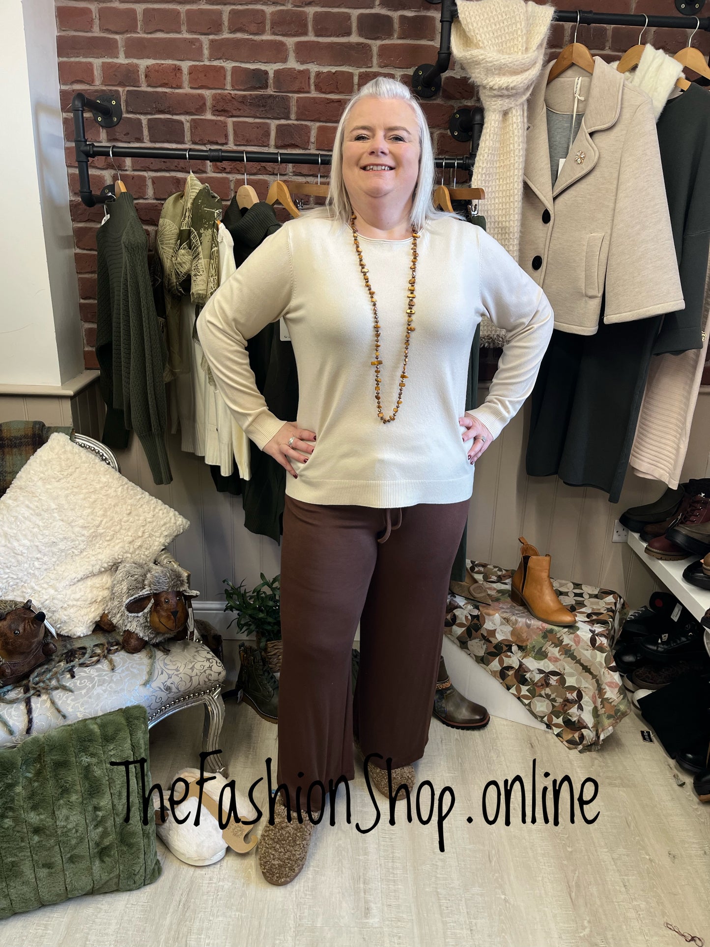 Diana beige fine knit long sleeve jumper sizes 10-20