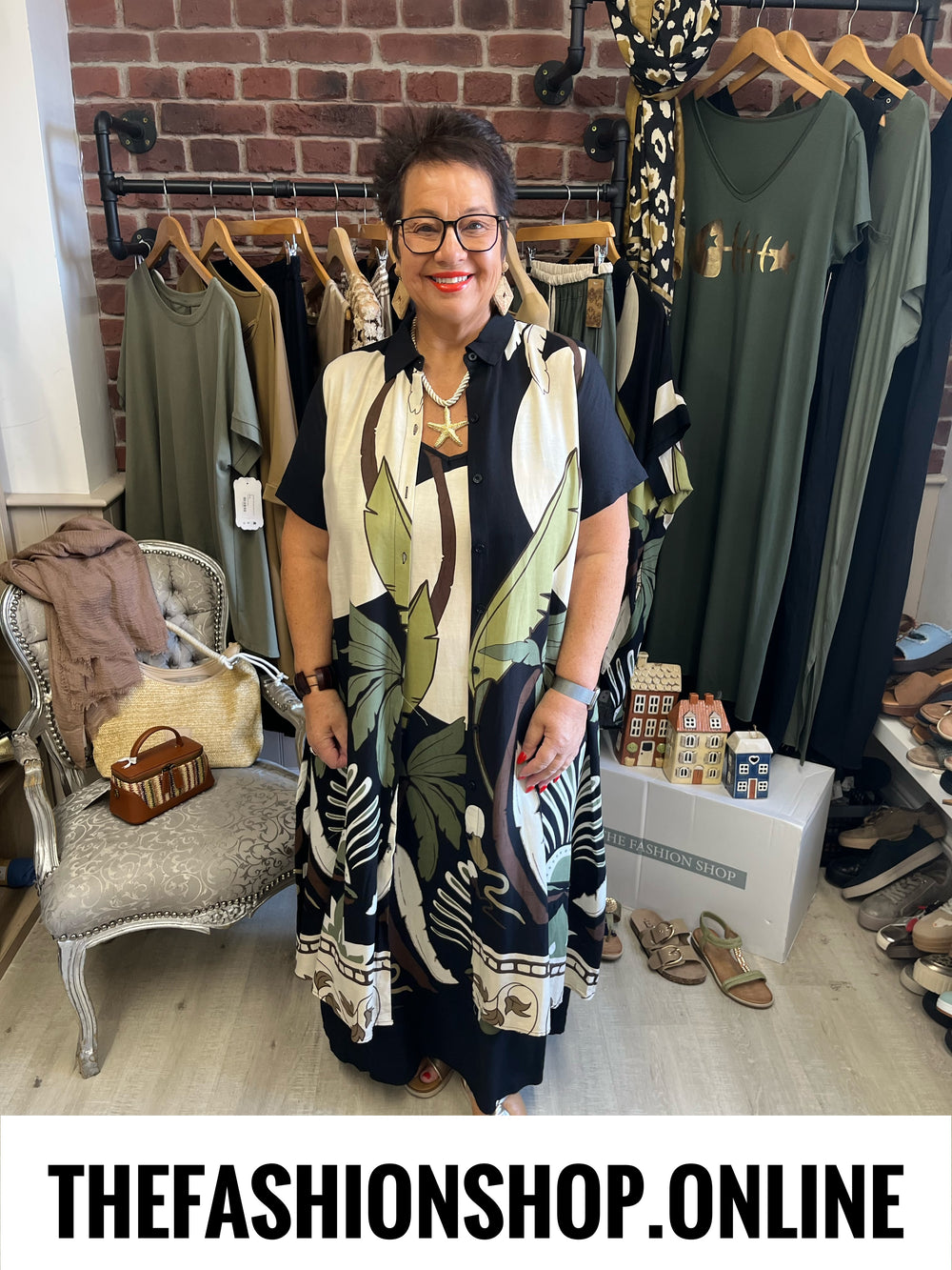 Fly Out Scenic Palm Tree Linen Mix Dress / Jacket in Black 12-18