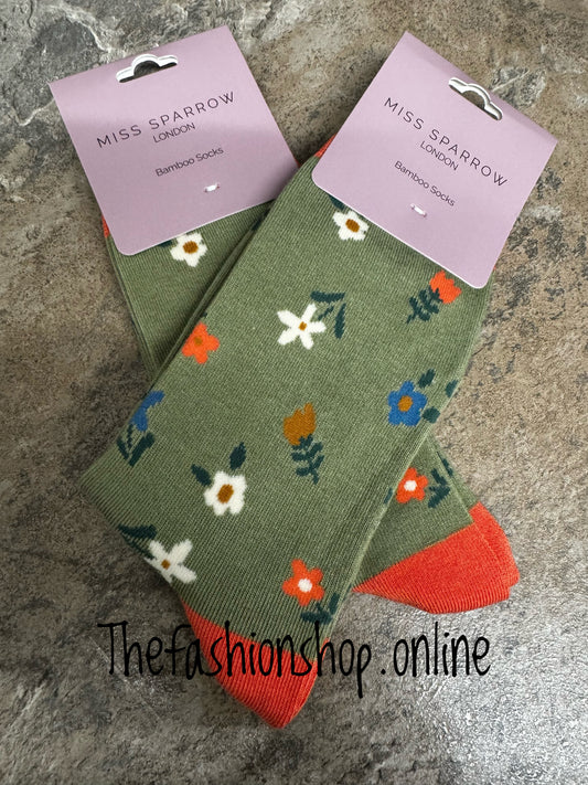 Miss Sparrow Olive Tiny Flowers Bamboo socks 3-7