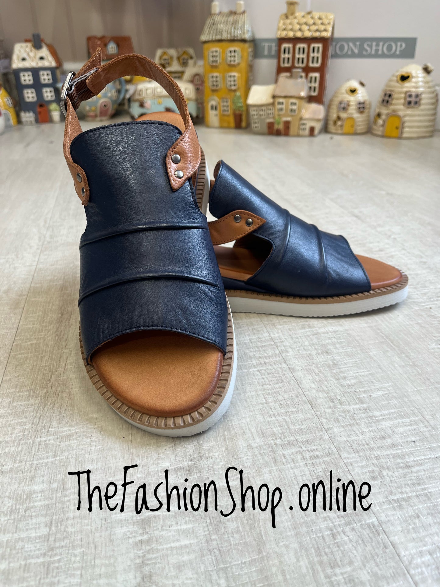 Modella Lyra navy and tan leather sandals sizes 4-8 (37-41)