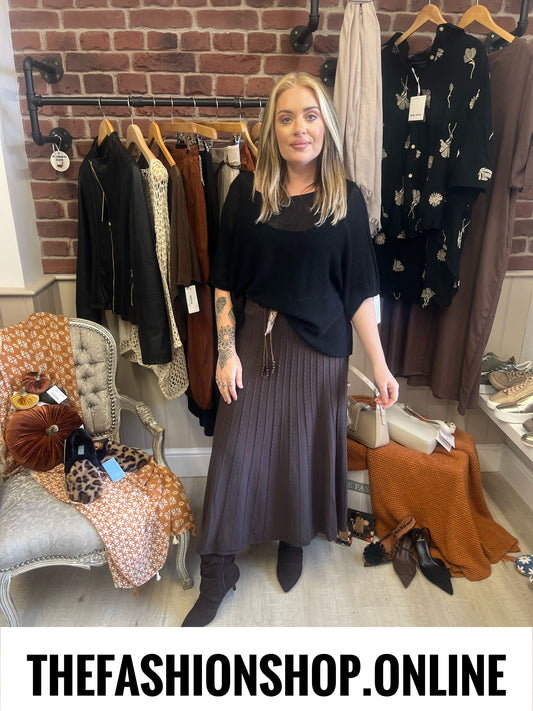 Annabelle brown knitted A line skirt 10-16