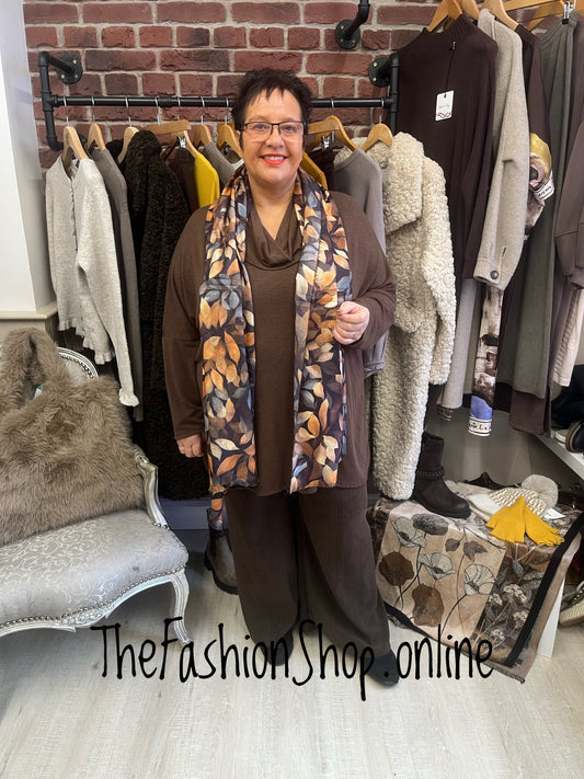 Brown autumn leaves scarf