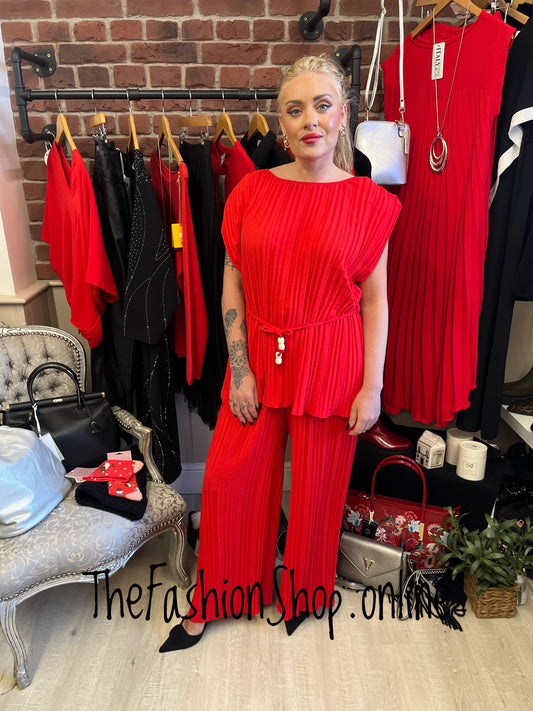 Hermione red pleated trouser set 10-18