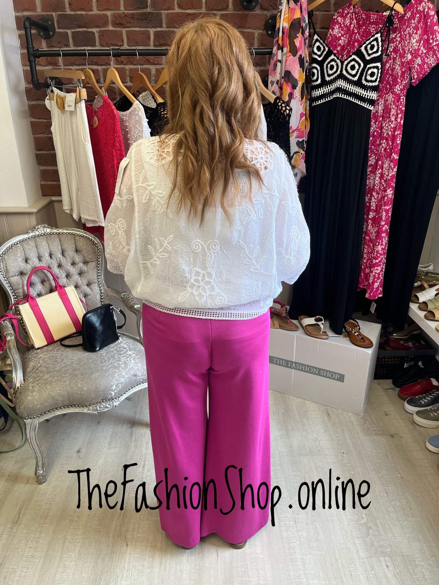 Daisy white lace top 10-14