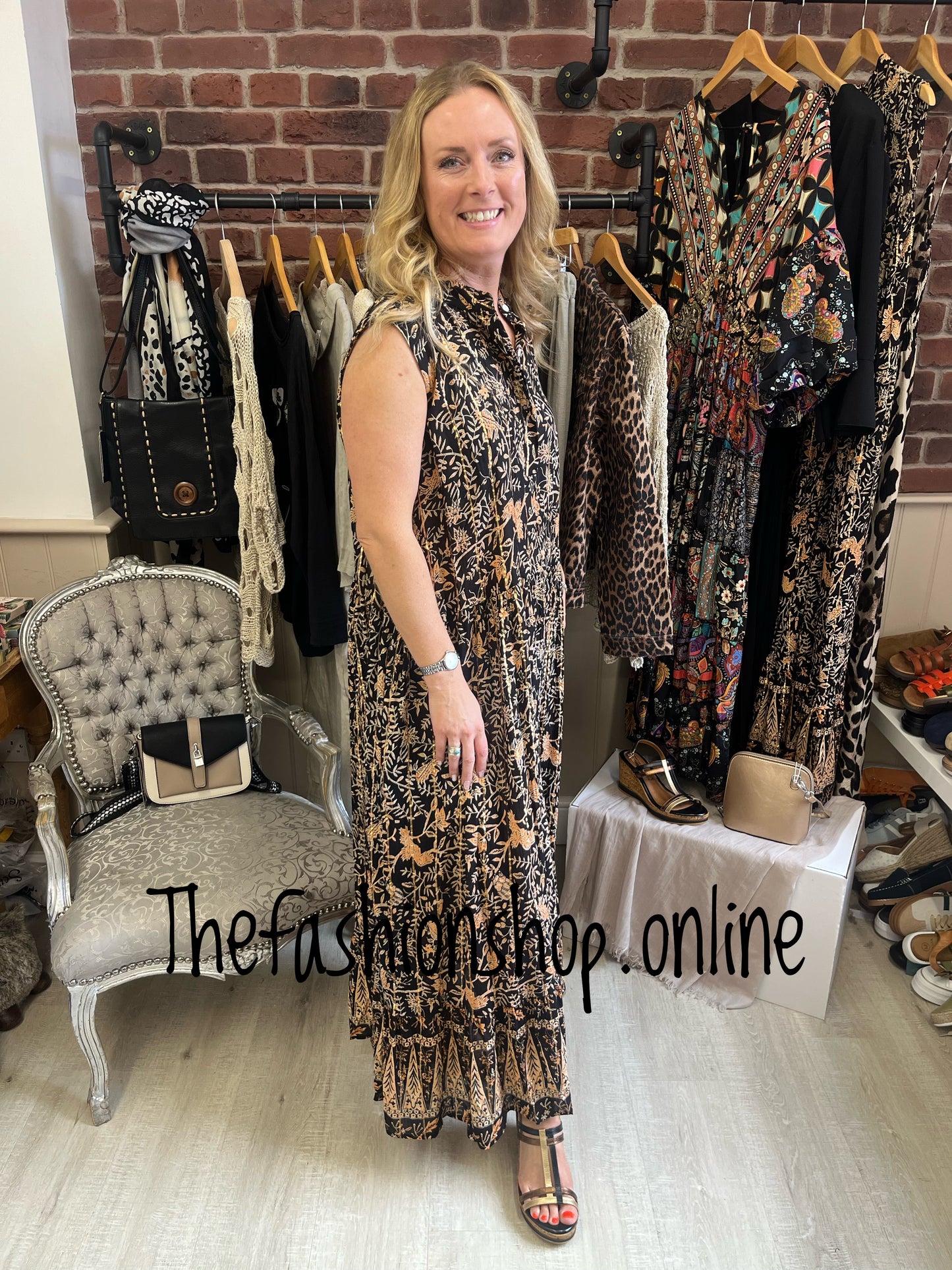 Opulent Annabelle gold and black leaf maxi dress sizes 10-12, 14-16 and 18-20