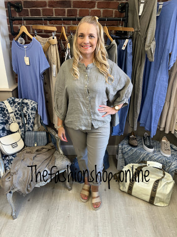 Erica mocha linen blouse 10-14