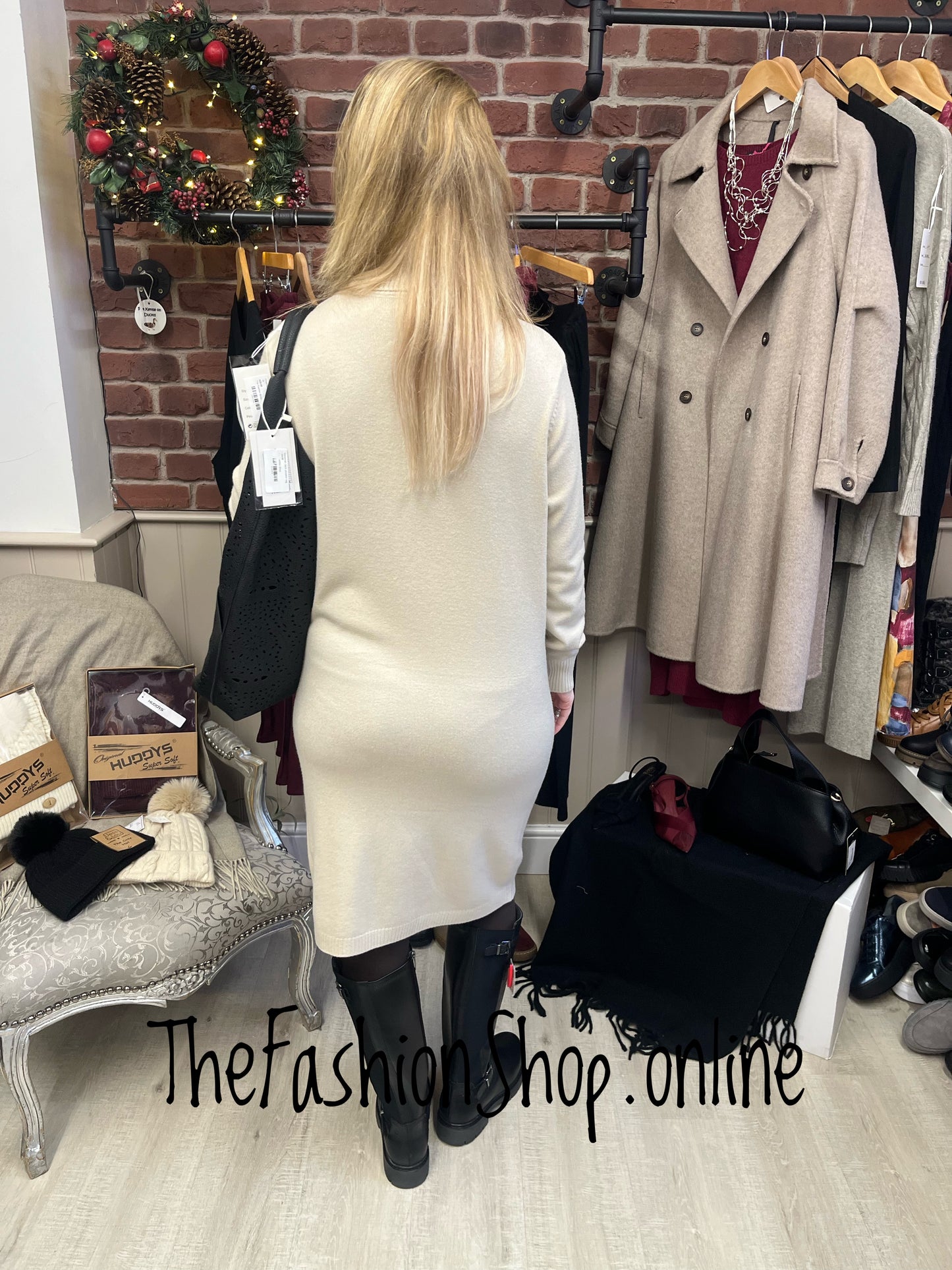 Charlotte cream jumper dress 12-16