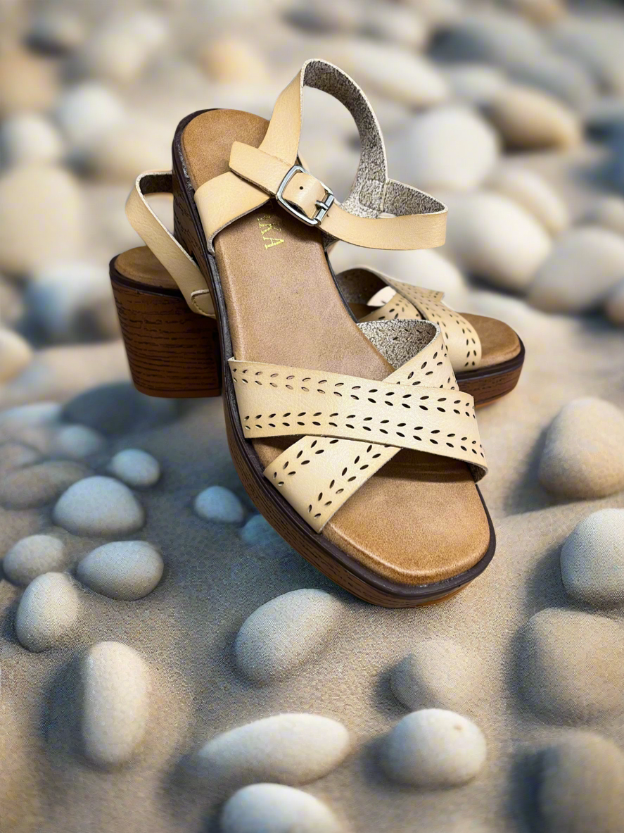 Sandy natural block heel sandal sizes 3-8 (36-41)
