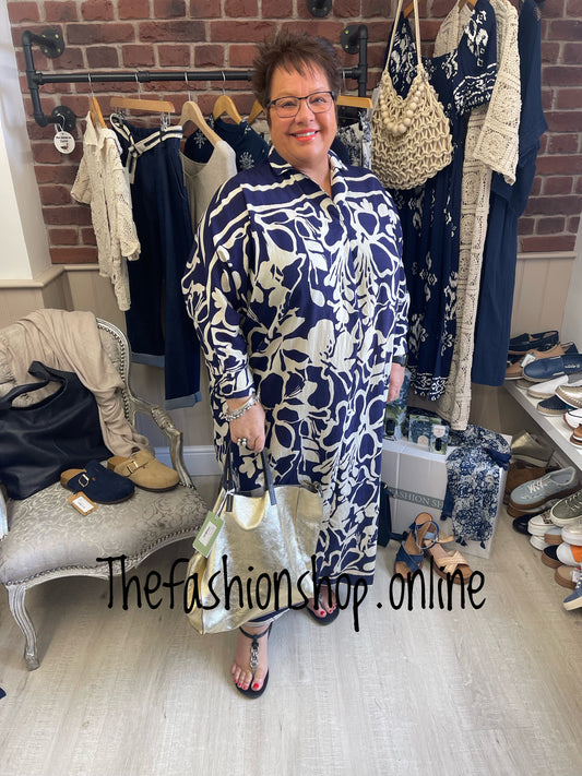 Amy navy and cream collared tunic 16-22