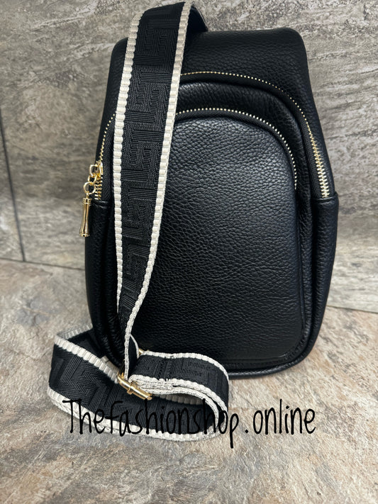 Double Zip sling bag in Black
