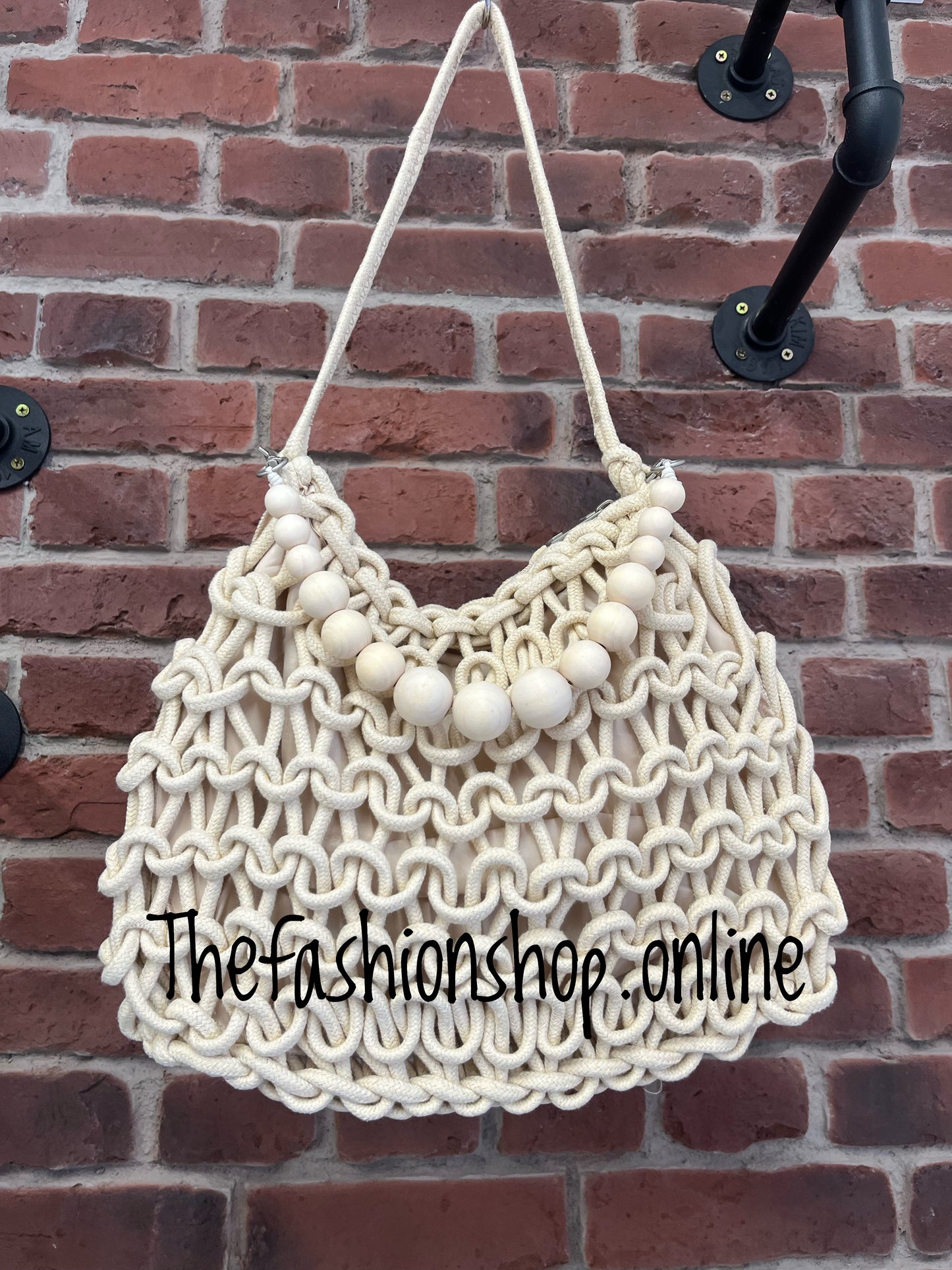 Beige chunky knitted bag