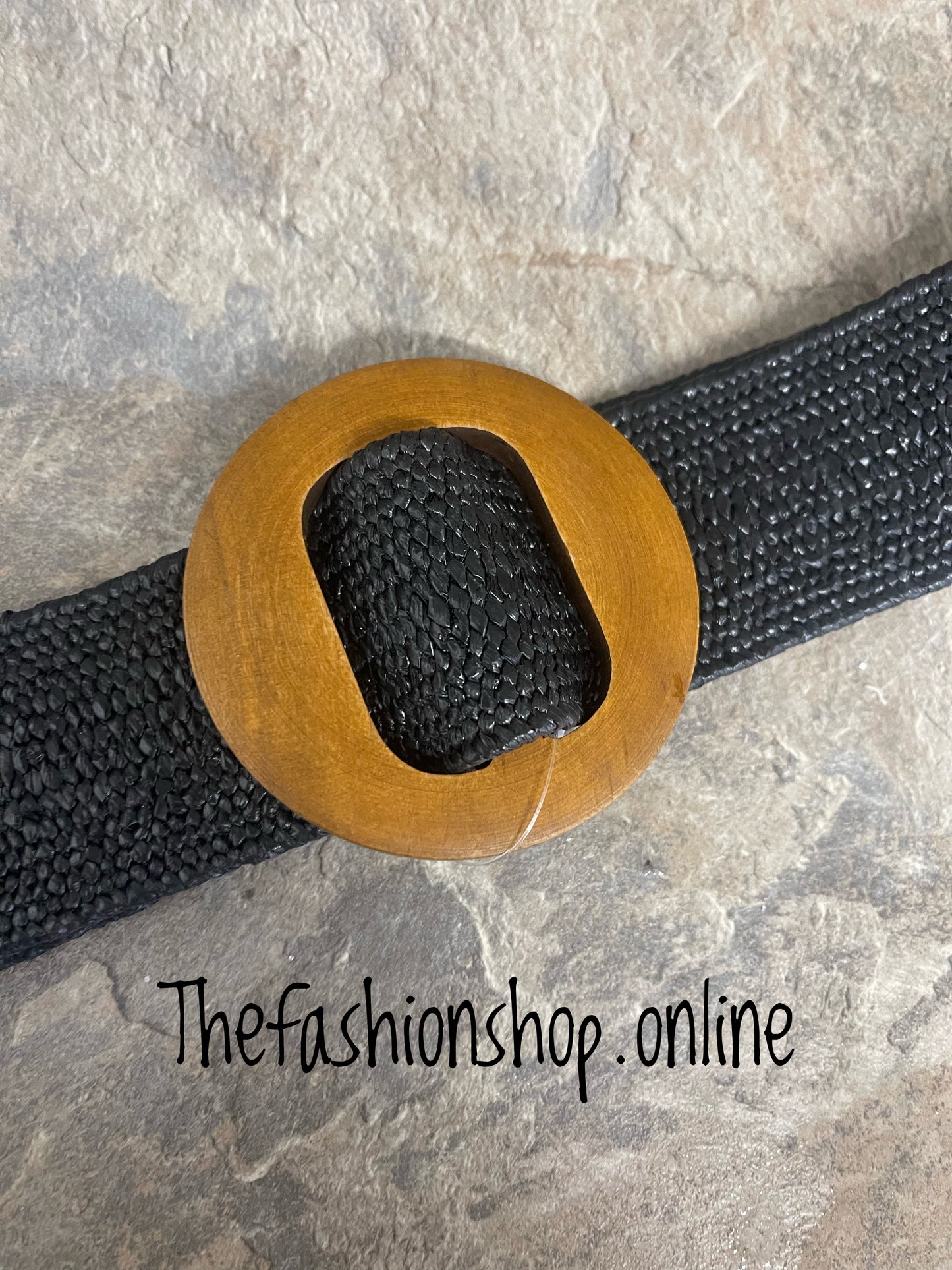 Black rattan belt with wooden buckle