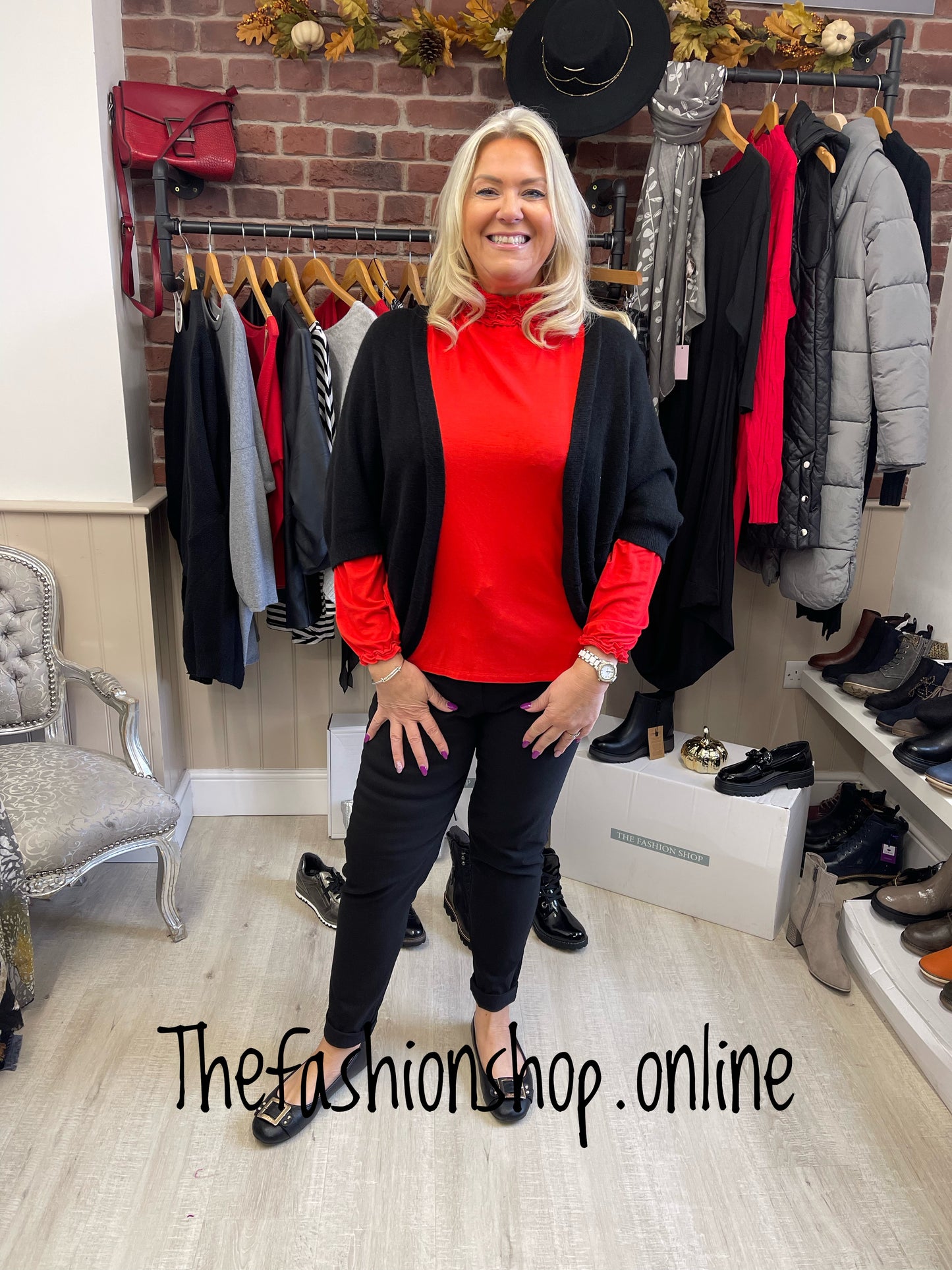 Black fine knit shrug 12-20