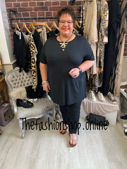 Katelyn black ladder v neck top 16-22