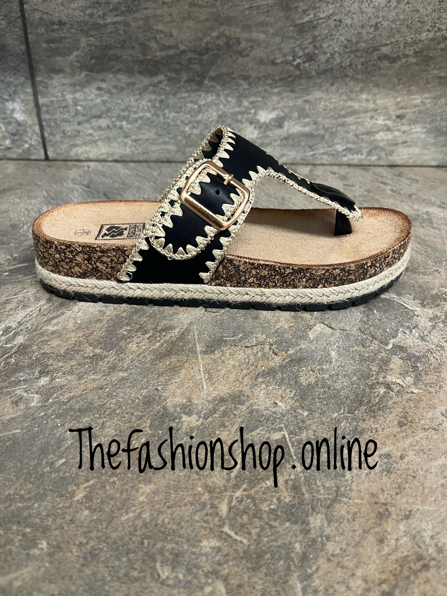 Naomi black toe post mule sizes 3-8