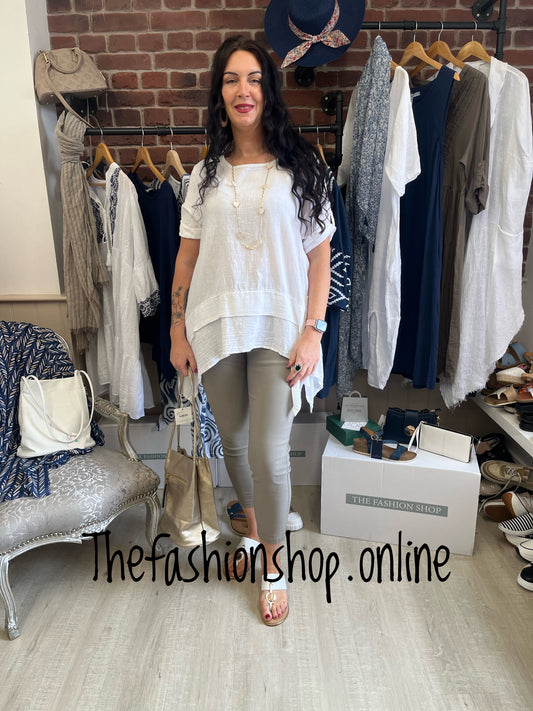 White linen mix twin point top 10-16