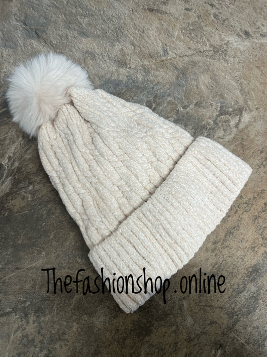 Cream chenille fleece lined pompom hat